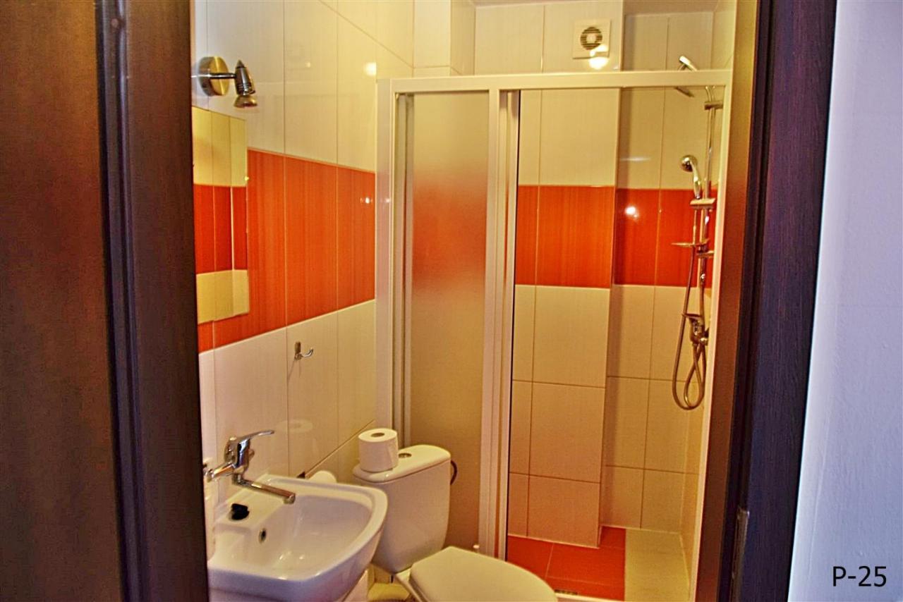 Pod Debem Bed & Breakfast Krynica Morska Exterior photo